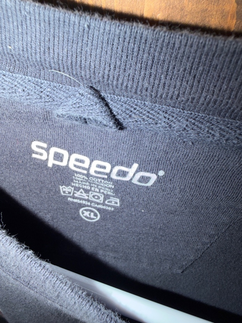 Speedo Navy Tee with Red and White Floral Band - Picture 2 of 7